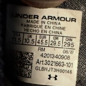 Men’s under Armour HovR reflective